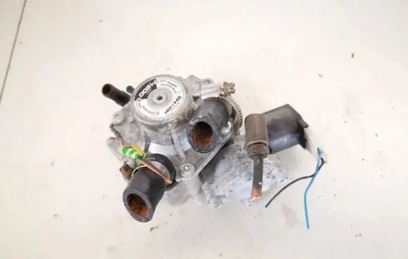 Chrysler PT Cruiser LP gas reducer 67r010951 67r-010951