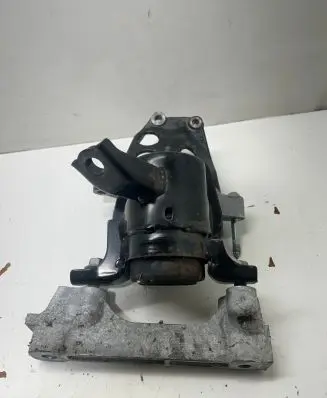 Lexus NX Engine mount bracket