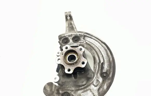 BMW 5 G30 G31 G38 Front wheel hub spindle knuckle 6861798