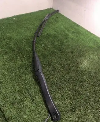 Tesla Model 3 Front wiper blade arm 107672900C 958051 6004F4057