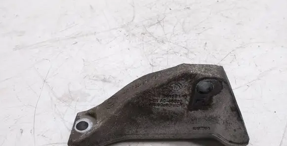BMW 1 E82 E88 Fuel pump bracket 7804376 241681