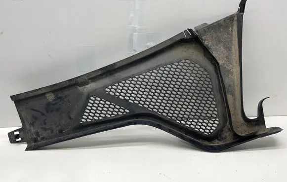 BMW X5 F15 Wiper trim 9245593 068570000 15671610