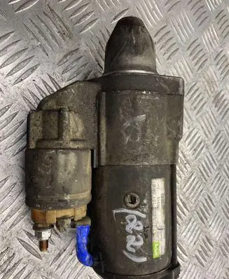 Mercedes-Benz E W211 Starter motor A0051518901