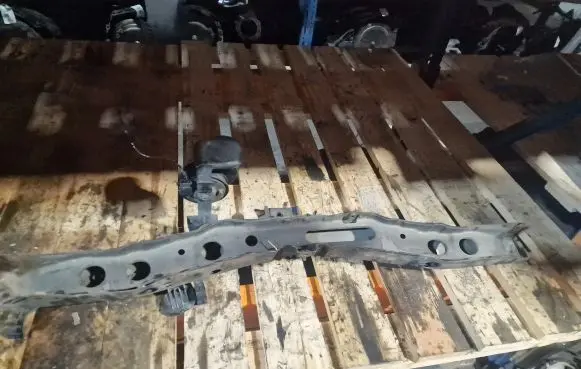 Toyota Verso Radiator support slam panel