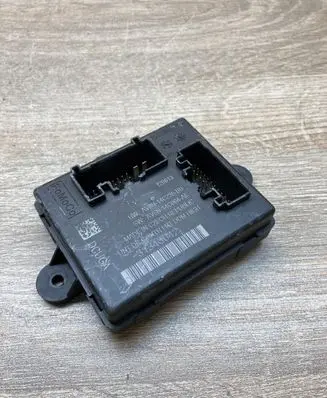 Volvo V60 Door control unit/module AV6N14C235BB AV6N14V064AE 120613