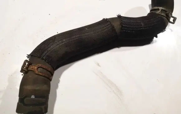 Nissan NV200 Engine coolant pipe/hose