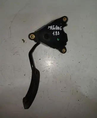 Renault Megane II Accelerator throttle pedal 8200153270