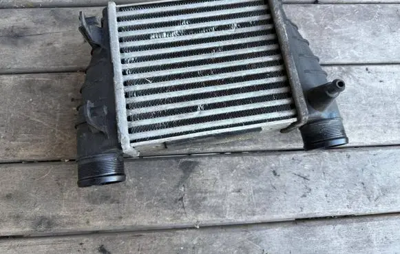 Audi A4 S4 B7 8E 8H Intercooler radiator 8E0145806M