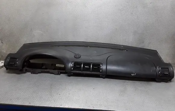 Mercedes-Benz ML W163 Dashboard