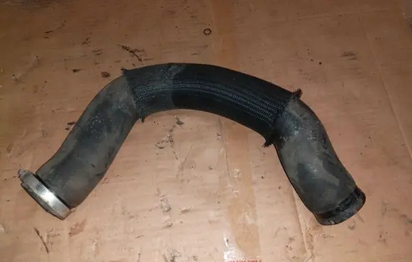 Mitsubishi ASX Intercooler hose/pipe