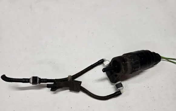 Volkswagen Caddy Windscreen/windshield washer pump 1K6955651