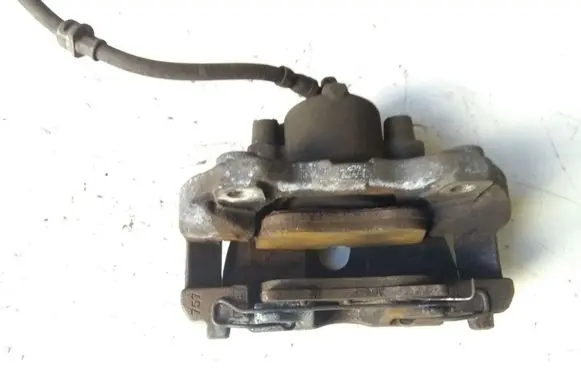 Opel Zafira B Front brake caliper