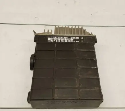 Mercedes-Benz E W124 Engine control unit/module 0075451532 0280800286