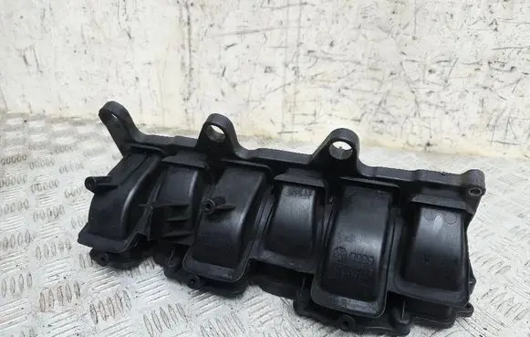 Volkswagen Atlas Intake manifold 03H133204B