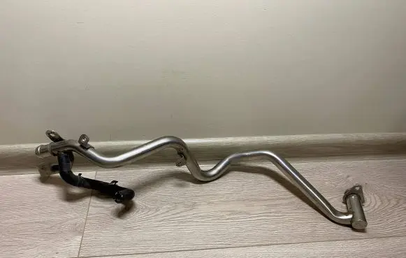 Porsche Panamera (970) Engine coolant pipe/hose 94610602224 94810635505