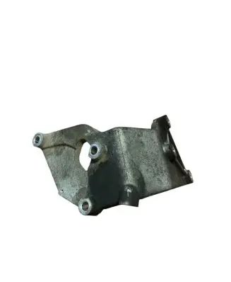 Nissan X-Trail T31 Engine mounting bracket