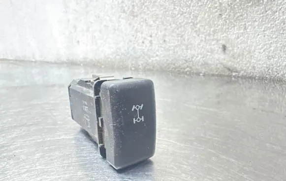 Opel Frontera B Differential lock switch M16334