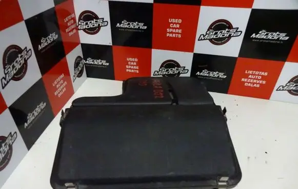 Opel Agila A Air filter box 09214141