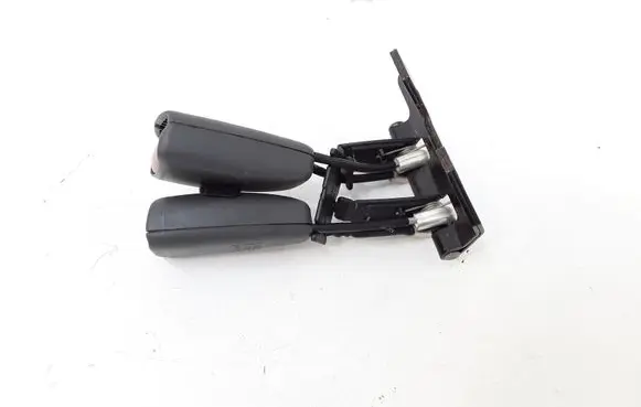 Volvo S40, V40 Middle seatbelt buckle (rear) 