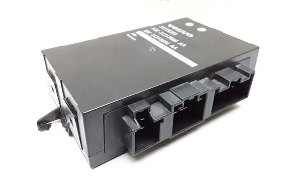 Volvo V70 Tailgate/trunk control unit/module 31218393 31217840