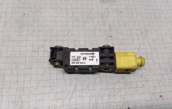 Audi A4 S4 B6 8E 8H Airbag deployment crash/impact sensor 8E0959643A