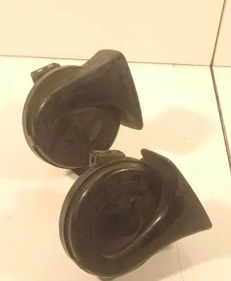 Audi A4 S4 B5 8D Horn signal