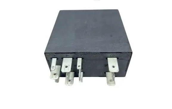 Audi A4 S4 B5 8D Window wiper relay 8D0907701A