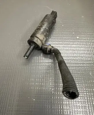 Volkswagen e-Golf Headlight wiper motor 6R0955681