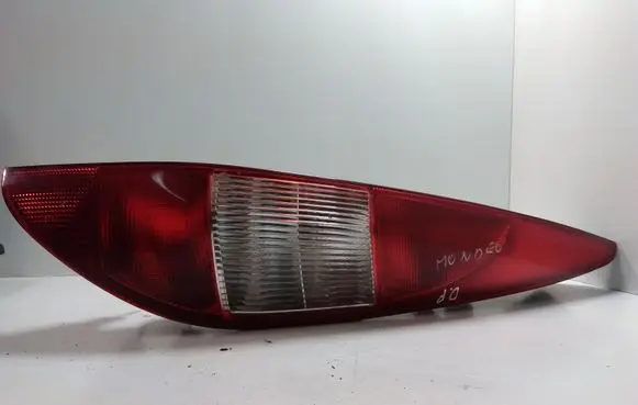 Ford Mondeo Mk III Rear/tail lights 1S7113404C