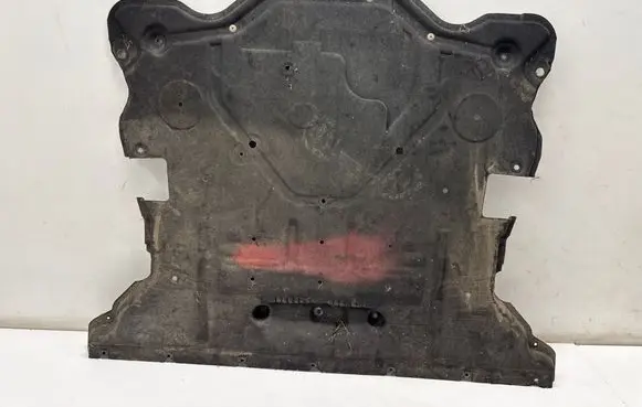 Maserati Grecale Engine splash shield/under tray 06701573690