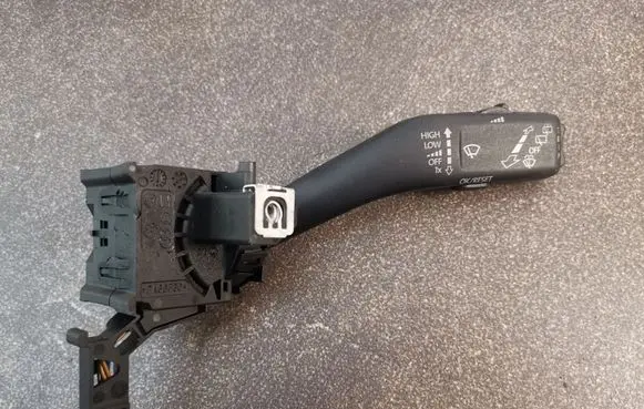 Skoda Octavia Mk2 (1Z) Wiper control stalk 1K0953519J