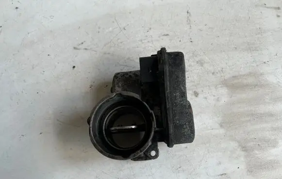 Skoda Octavia Mk2 (1Z) Throttle valve 03G128063B