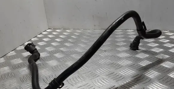 Volvo V40 Engine coolant pipe/hose 31338885
