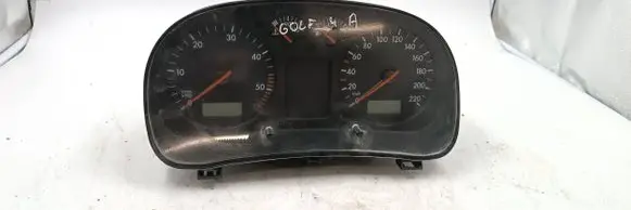 Volkswagen Golf IV Speedometer (instrument cluster) 88311
