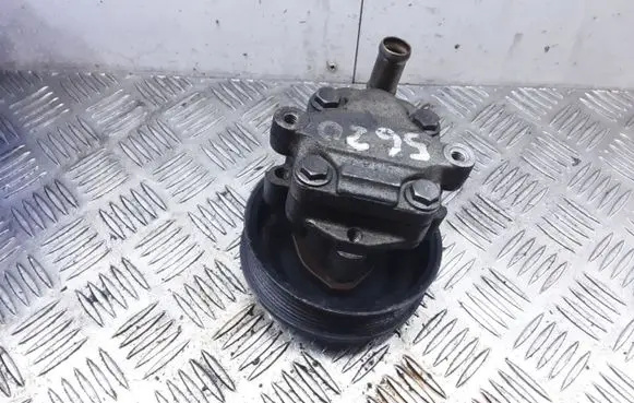 Volkswagen Golf IV Power steering pump