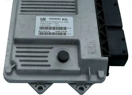 Opel Corsa D Engine control unit/module 55568002