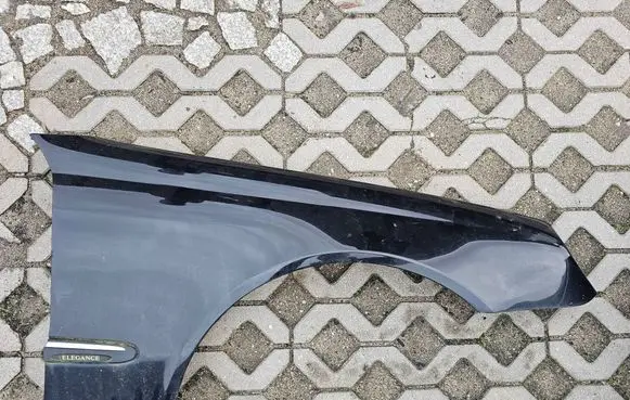 Mercedes-Benz CLK A209 C209 Fender 