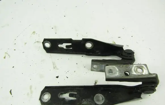 Audi A4 S4 B7 8E 8H Engine bonnet/hood hinges 