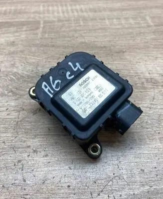 Audi A6 S6 C5 4B Air flap motor/actuator 4B1820511C 0132801129 882
