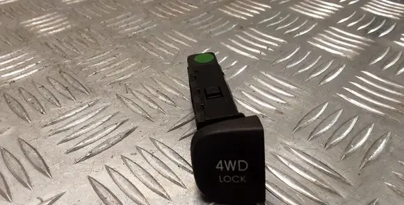 KIA Sportage Differential lock switch 202002962 621W05010