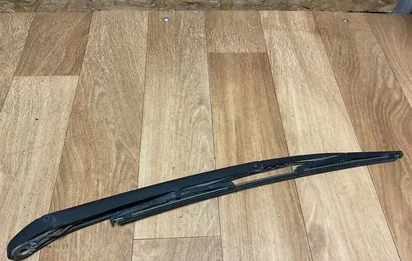 Alfa Romeo 147 Rear wiper blade arm 
