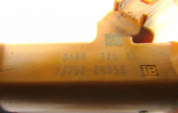 Toyota Camry Fuel injector