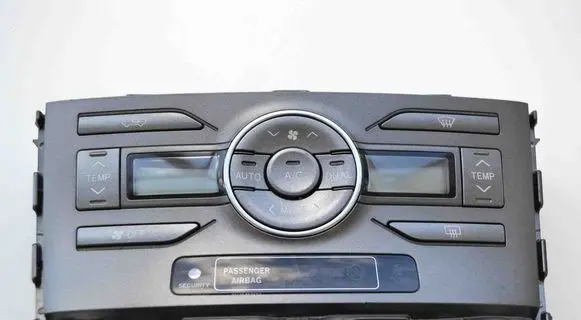 Toyota Auris 150 Interior fan control switch 5590012A30B