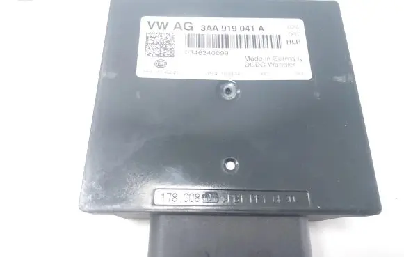 Volkswagen PASSAT B7 Power management control unit 3AA919041