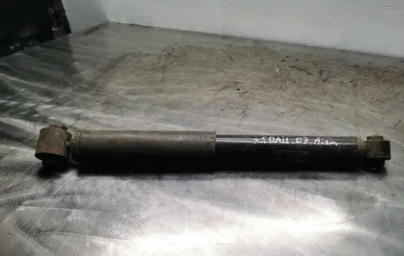 Nissan X-Trail T30 Rear shock absorber/damper