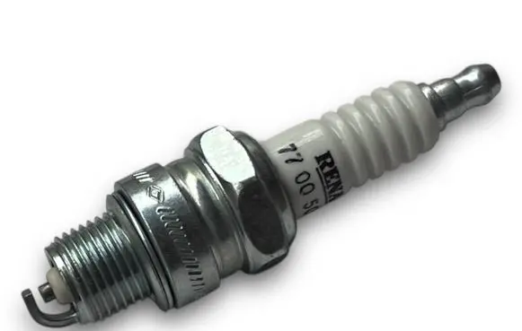 Renault Trafic II (X83) Spark plug S675 7700500000