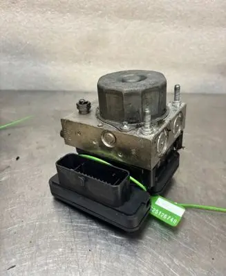 Peugeot 206+ Master brake cylinder