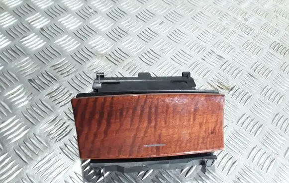 Car ashtray