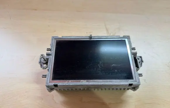 Mercedes-Benz E W212 Screen/display/small screen A2129005000