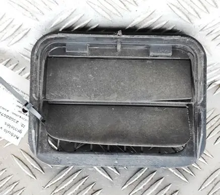 Tesla Model X Quarter panel pressure vent 106938300C